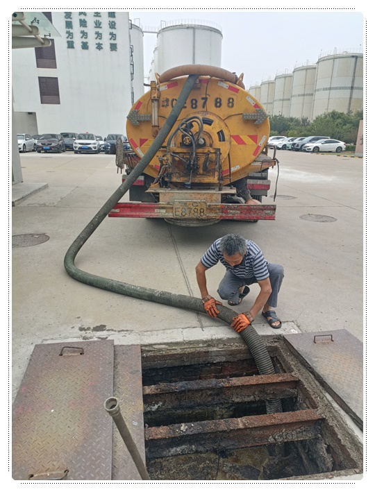 汉台隔油池清掏