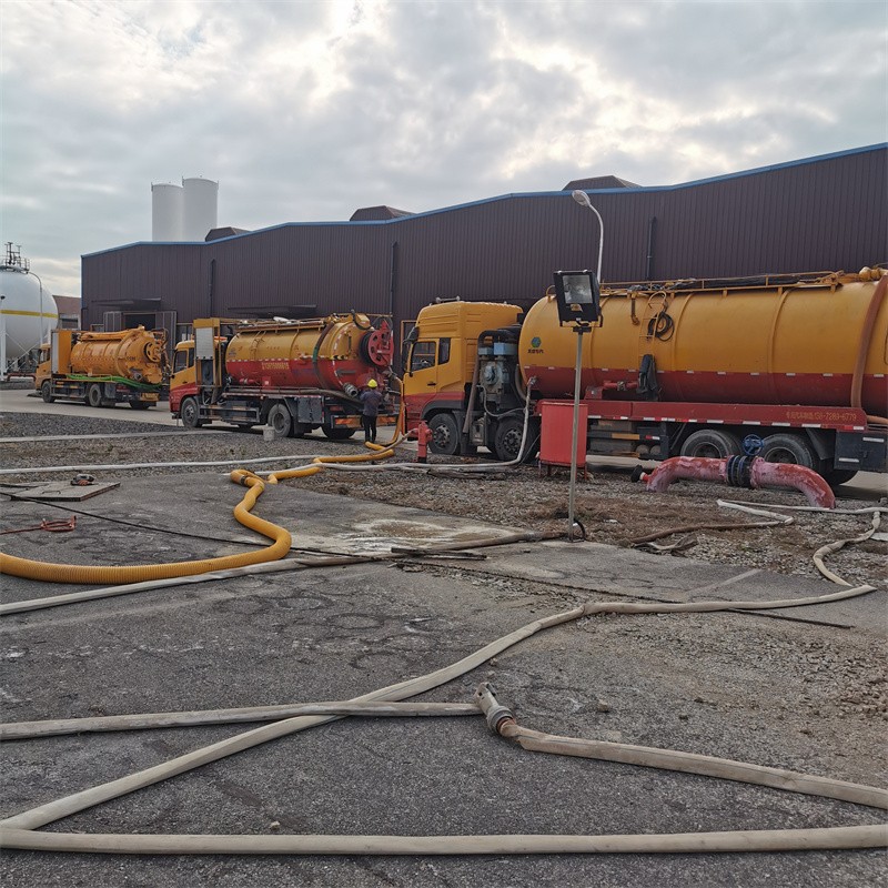 汉台污水池清理